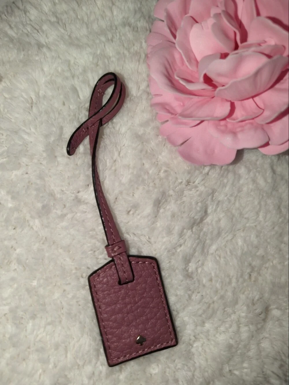 kate spade Pebbled Leather Luggage Tag in Mauve Dusty Dark Pink Cute Bag Charm